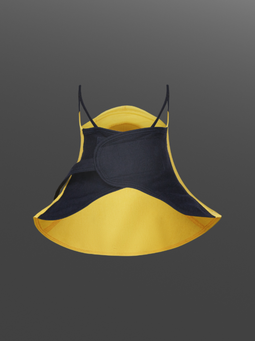 Comazo Protect face mask with "volume" design, compatible with FFP2/FFP3 masks Product image back view Comazo Protect face mask with "volume" design, compatible with FFP2/FFP3 masks