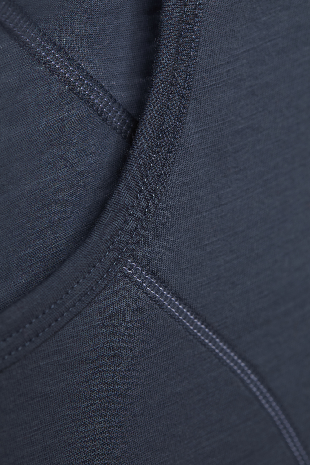 Detailbild Shirt kurzarm aus mulesing-free Merinowolle von Comazo in der Farbe Dunkelgrau