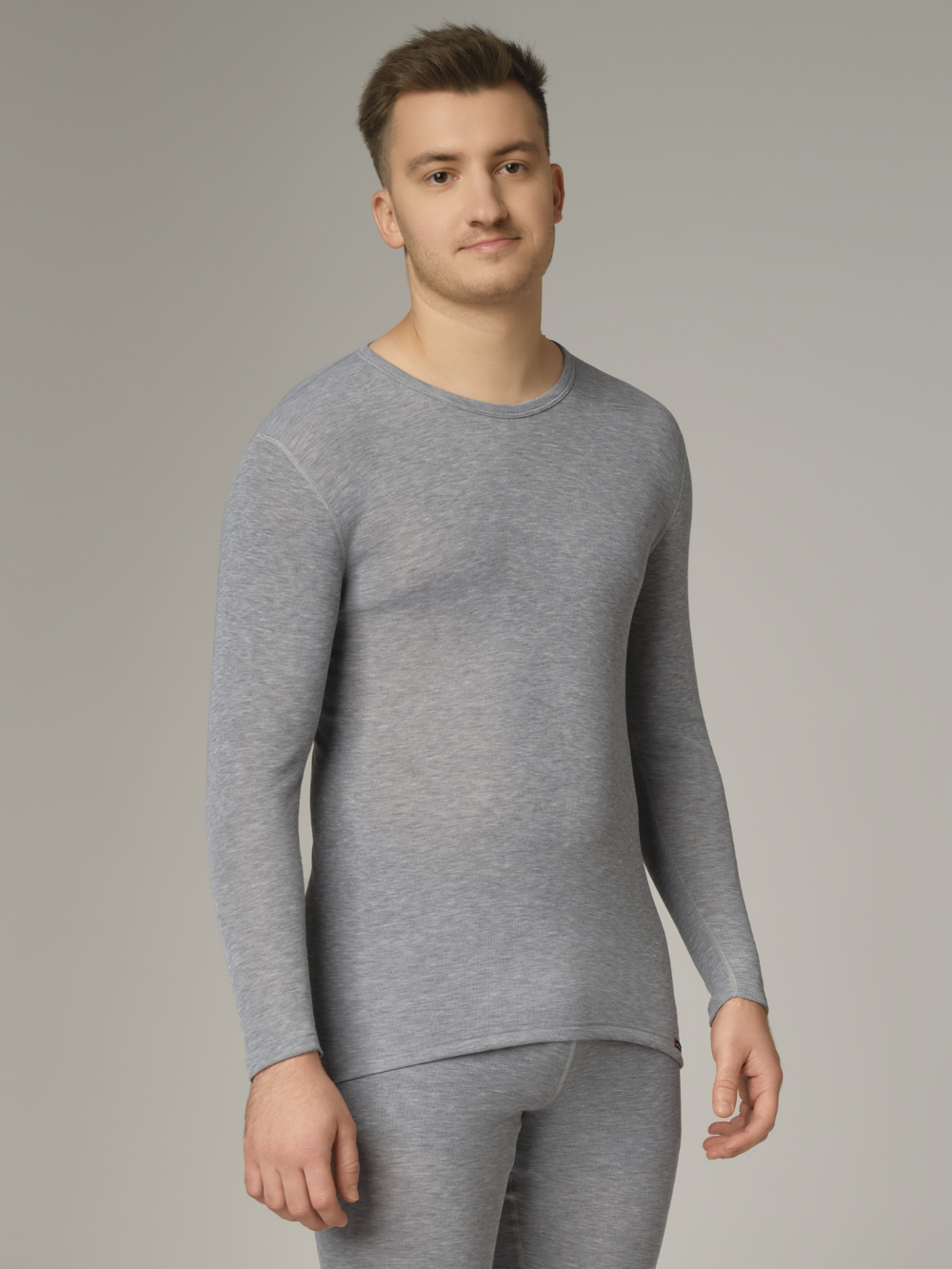 Comazo Unisex Functional Shirt "warm extra" Long Sleeve in Grey Mélange Front View: Man wearing Unisex Functional Shirt "warm extra" Long Sleeve by Comazo in Grey Mélange