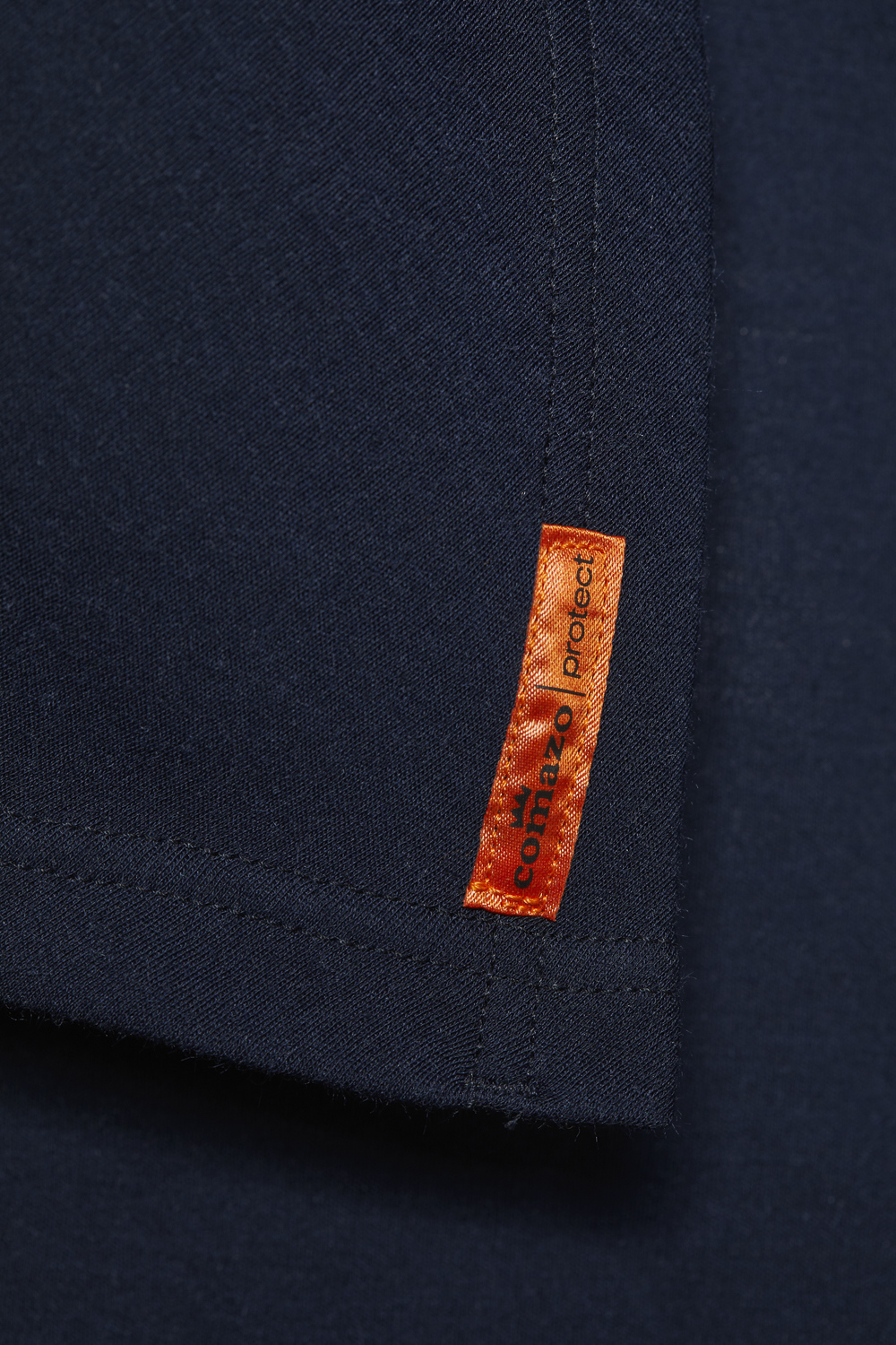 Flammschutz Dreieckstuch von Comazo Protect Farbe Marine Detailbild Flammschutz Dreieckstuch von Comazo Protect Farbe Marine