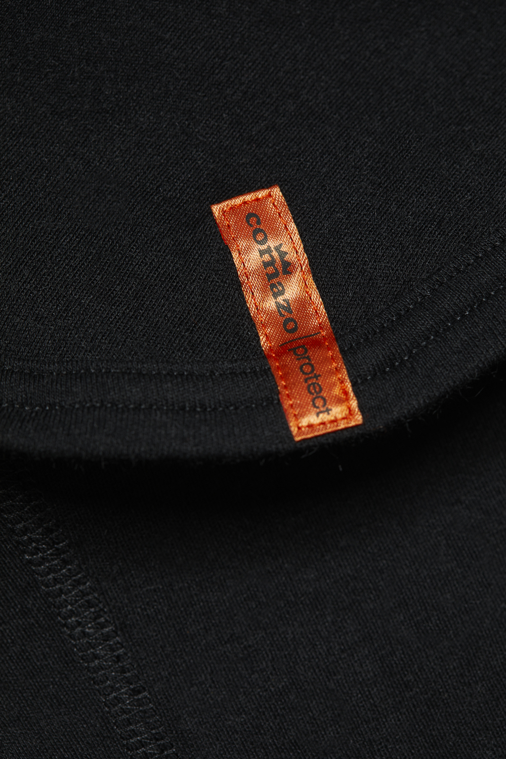 1-lagige Flammschutz Haube mit Flachnähten von Comazo Protect Farbe Schwarz Detailbild 1-lagige Flammschutz Haube mit Flachnähten von Comazo Protect Farbe Schwarz